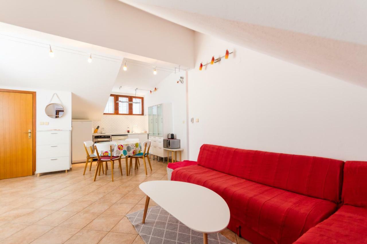 Giuliani Apartment *